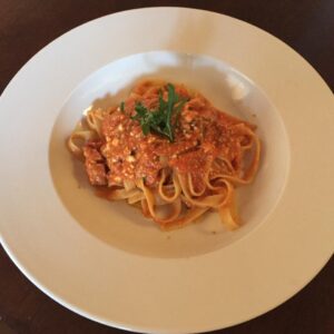 tagliatella-tomate-y-ricotta